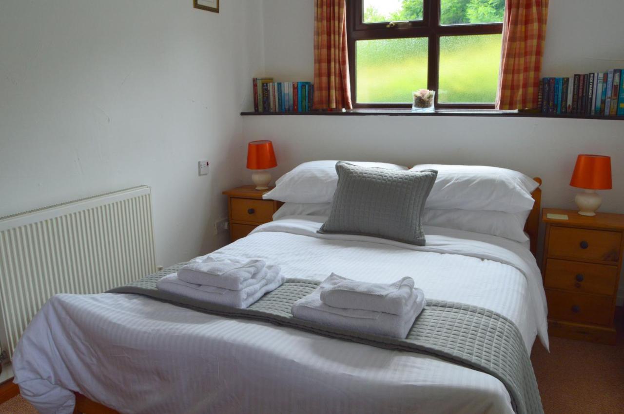 Shipload Cottage Хартланд Екстериор снимка